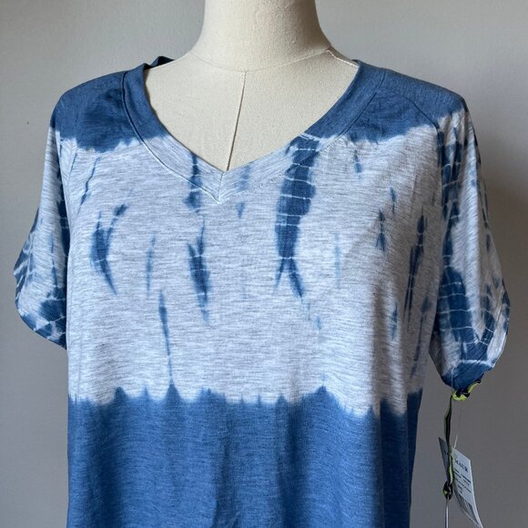 NWT Te Verde Tie Dye V-Neck Tee - Picture 2 of 6